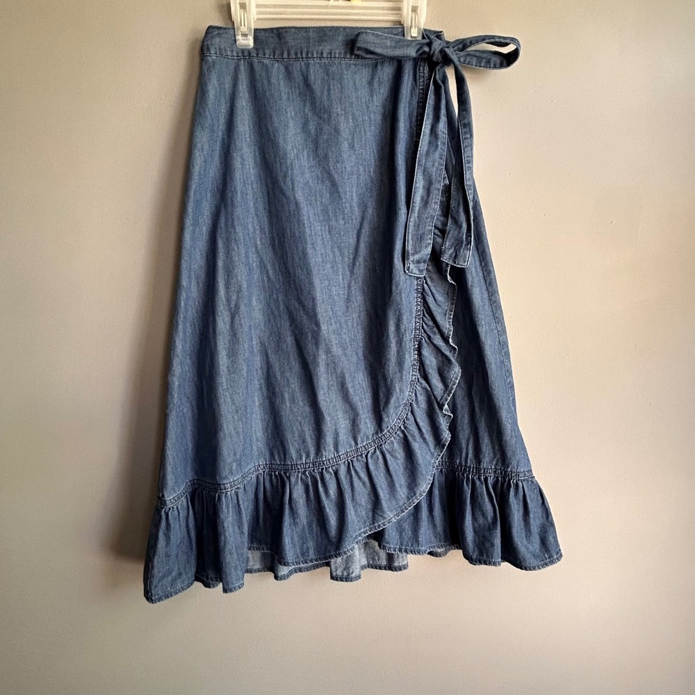 Draper James Blue Chambray Denim Ruffle Wrap Midi Skirt Size 4 SKD0143